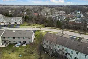 1260 W Lake Dr, Cary, IL 60013 - Photo 41