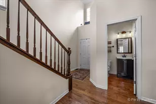 1260 W Lake Dr, Cary, IL 60013 - Photo 3