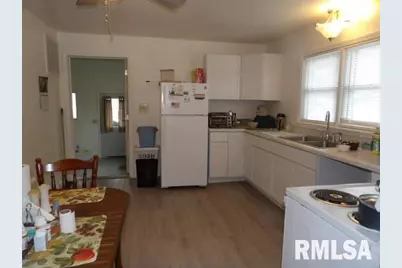 1101 S McKinley Street, Harrisburg, IL 62946 - Photo 5