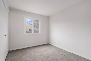 122 Long Beach Road, Montgomery, IL 60538 - Photo 11