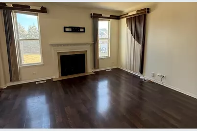 286 Wolverine Drive, Oswego, IL 60543 - Photo 3