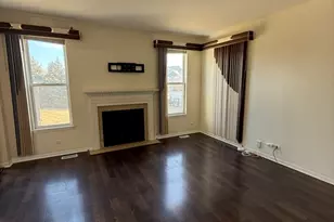 286 Wolverine Dr, Oswego, IL 60543 - Photo 3