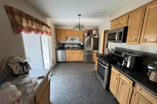 1827 218th Pl, Sauk Village, IL 60411 - Photo 3