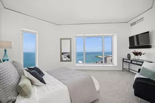 950 N Michigan Ave, Chicago, IL 60611 - Photo 25