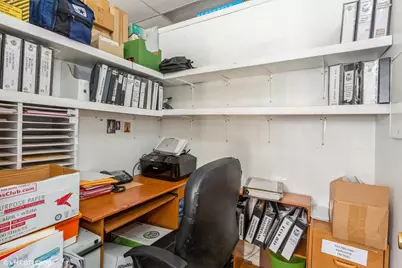 3901 Oakton Street, Skokie, IL 60076 - Photo 25