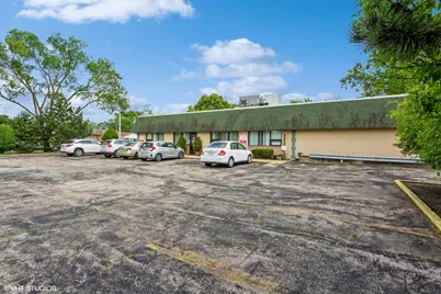 3901 Oakton Street, Skokie, IL 60076 - Photo 3