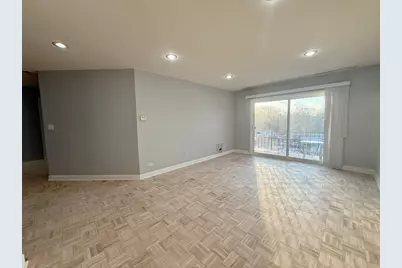 1550 Sandpebble Drive #306, Wheeling, IL 60090 - Photo 5