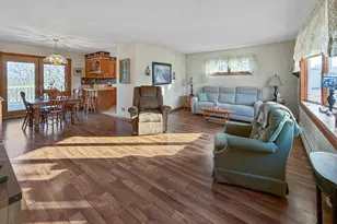 6057 N Lake Rd, Lena, IL 61048 - Photo 9