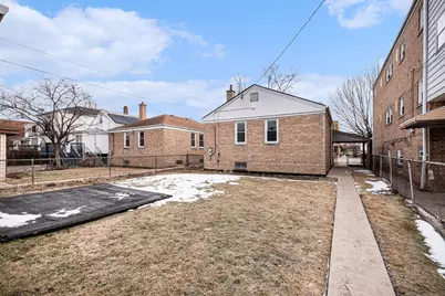 3232 N Narragansett Avenue, Chicago, IL 60634 - Photo 13