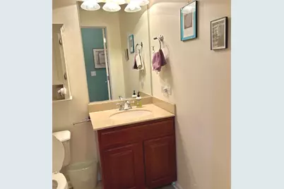 106 S Ridgeland Avenue #412, Oak Park, IL 60302 - Photo 7