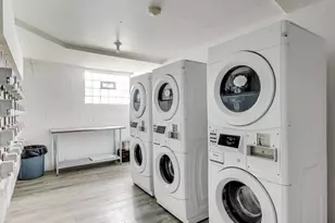 7250 N Western Ave, Chicago, IL 60645 - Photo 5