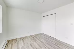 7250 N Western Ave, Chicago, IL 60645 - Photo 11