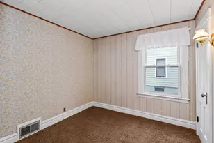 517 Elmwood Ave, Evanston, IL 60202 - Photo 9