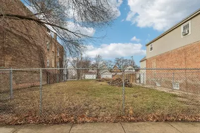 1028 N Hamlin Avenue, Chicago, IL 60651 - Photo 3