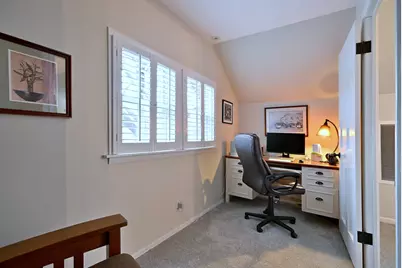 225 S Fairview Avenue, Elmhurst, IL 60126 - Photo 37