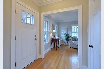 225 S Fairview Avenue, Elmhurst, IL 60126 - Photo 11