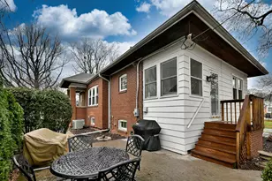 225 S Fairview Ave, Elmhurst, IL 60126 - Photo 57