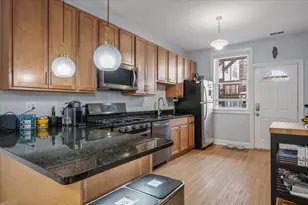 912 W Agatite Ave, Chicago, IL 60640 - Photo 7