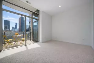 150 W Superior St, Chicago, IL 60654 - Photo 13