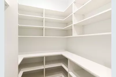 1410 W Laverne Avenue, Park Ridge, IL 60068 - Photo 23