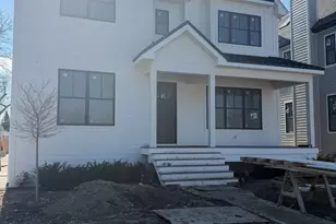 1410 W Laverne Ave, Park Ridge, IL 60068 - Photo 1