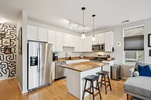 2923 N Clybourn Ave, Chicago, IL 60618 - Photo 7