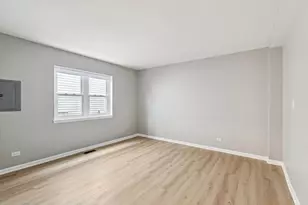 21688 W Ravine Dr, Lake Zurich, IL 60047 - Photo 7