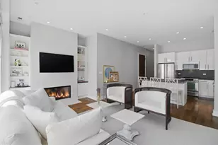 1076 N Marshfield Ave, Chicago, IL 60622 - Photo 9