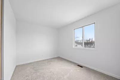 1 Scarlet Hawthorne Court, Woodridge, IL 60517 - Photo 15