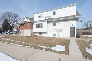 1103 N 15th Ave, Melrose Park, IL 60160 - Photo 3