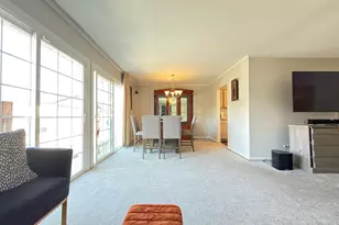 126 Indiana St, Park Forest, IL 60466 - Photo 5