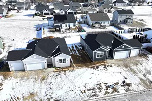 1002 Joshua Ln, Genoa, IL 60135 - Photo 35