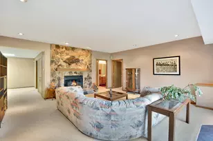 21 N Highview Cir, Hawthorn Woods, IL 60047 - Photo 27