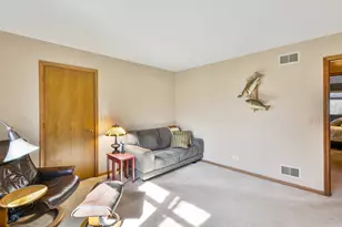 21 N Highview Cir, Hawthorn Woods, IL 60047 - Photo 25