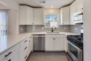 16510 Teton Dr, Lockport, IL 60441 - Photo 7