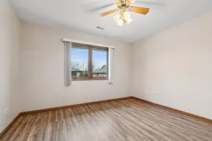 3421 Station Dr, Matteson, IL 60443 - Photo 9