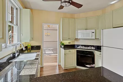 2S744 Lakeside Drive, Glen Ellyn, IL 60137 - Photo 9