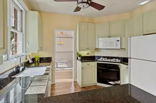 2S744 Lakeside Dr, Glen Ellyn, IL 60137 - Photo 9