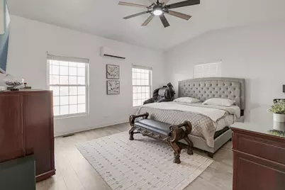 1713 Gilboa Avenue, Zion, IL 60099 - Photo 13