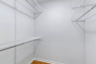 1817 Somerset Ln, Northbrook, IL 60062 - Photo 23