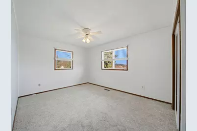 13831 Prairie Center Road, Morrison, IL 61270 - Photo 17