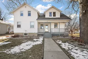 332 W North St, Peotone, IL 60468 - Photo 1