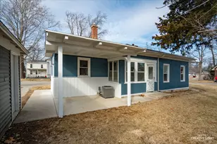 217 N Hugh St, Plano, IL 60545 - Photo 3