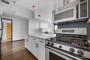 1201 W Adams St, Chicago, IL 60607 - Photo 13