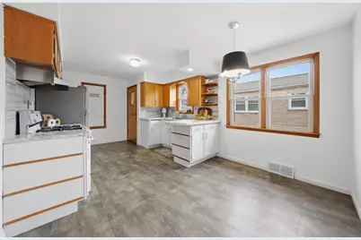 3734 W 117th Street, Alsip, IL 60803 - Photo 7