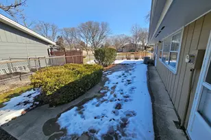 1828 Cannon Ct, Schaumburg, IL 60193 - Photo 15