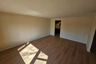 1828 Cannon Ct, Schaumburg, IL 60193 - Photo 3