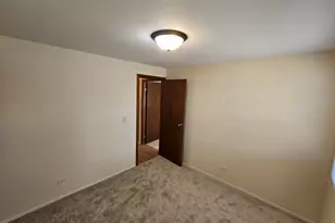 1828 Cannon Ct, Schaumburg, IL 60193 - Photo 9