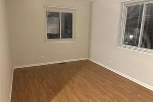 6763 Roanoake Ct, Gurnee, IL 60031 - Photo 9