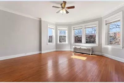 7819 S Cornell Avenue, Chicago, IL 60649 - Photo 3